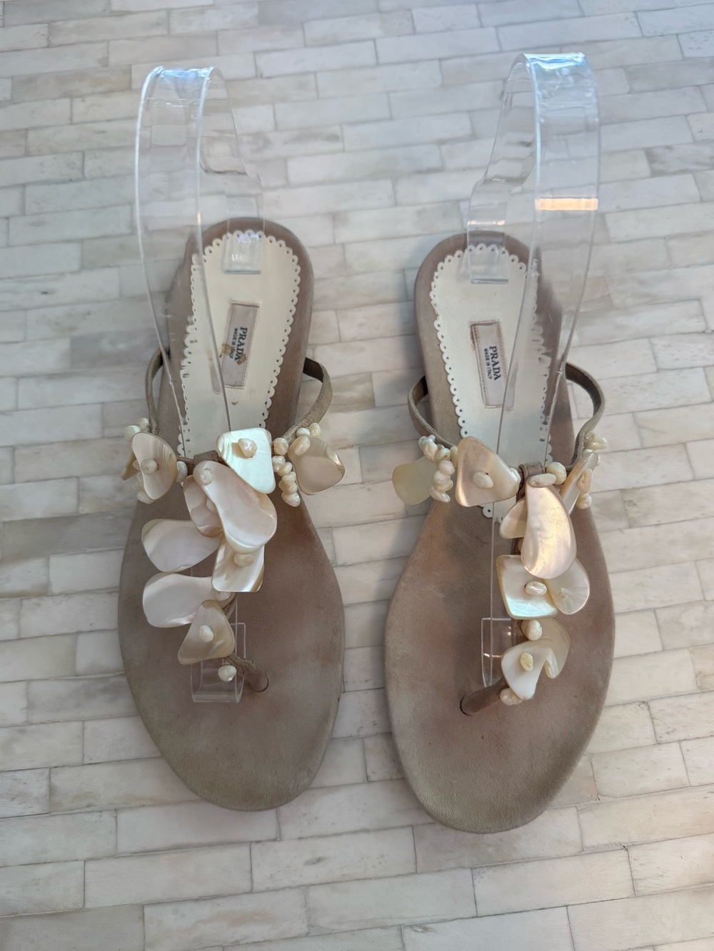 Prada Vintage EU 36.5 Beige Suede Seashell Thong Flat Sandals Authentic Shoes